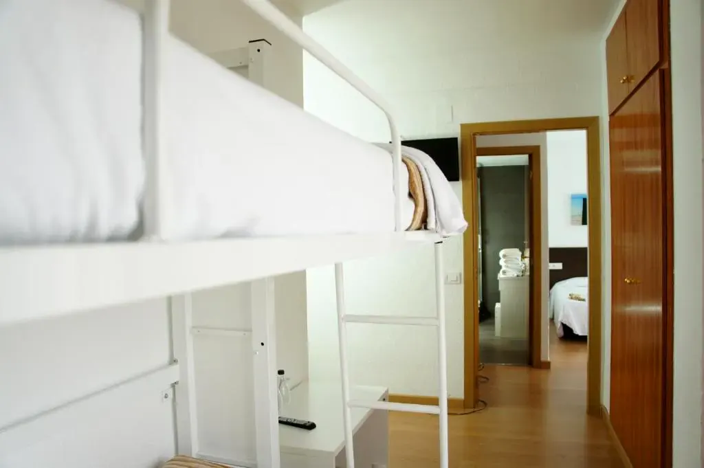 Literas en una habitación familiar