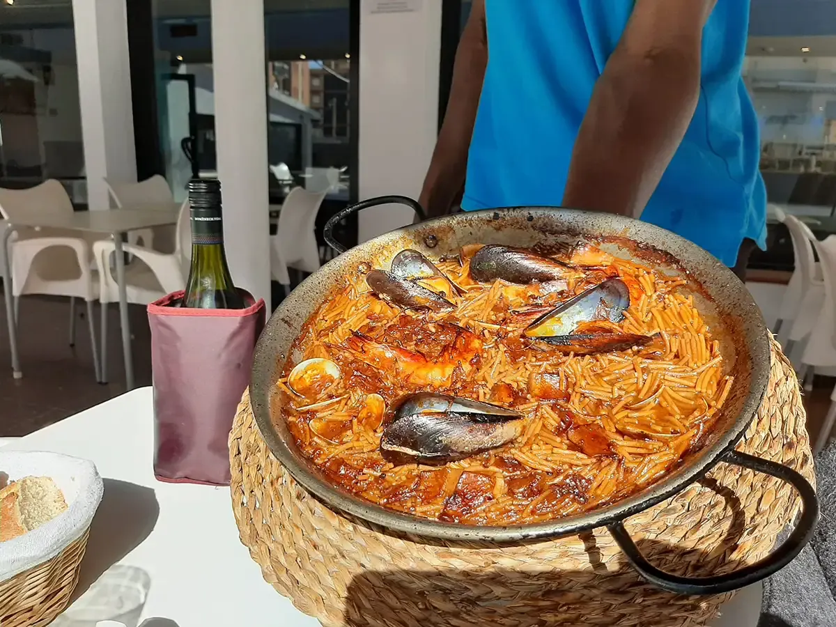 Paella marinera